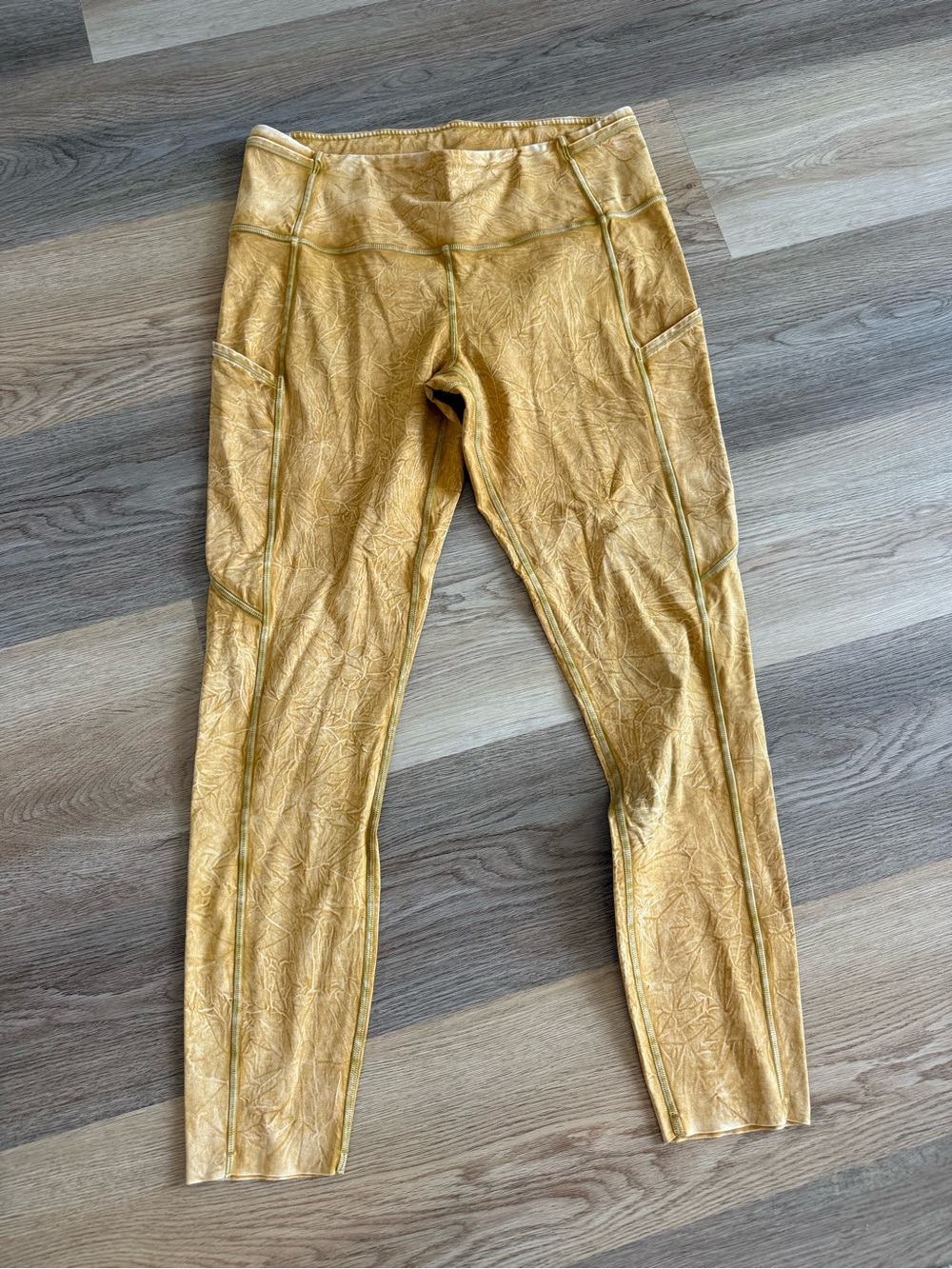 lululemon athletica woman’s ' Yellow Patterned Leggings